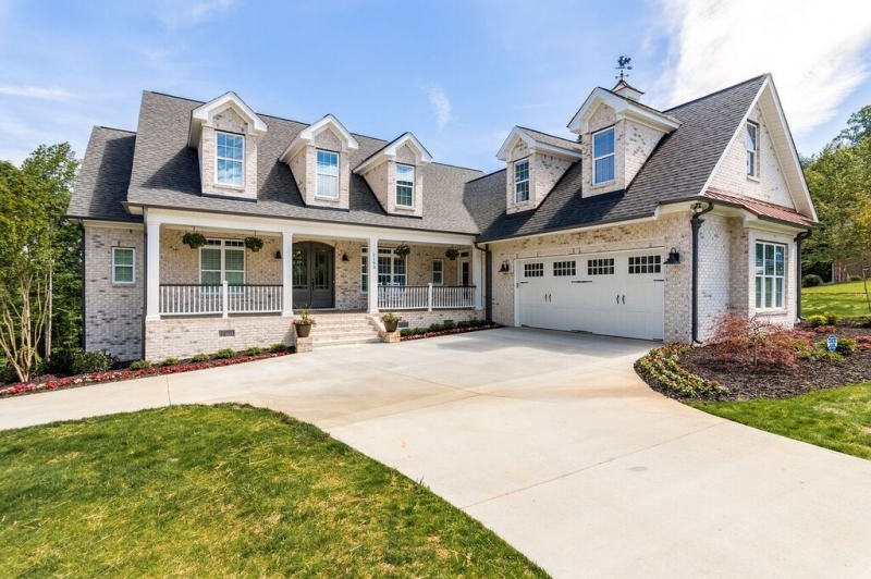 Hanover Pointe House Plan Photo