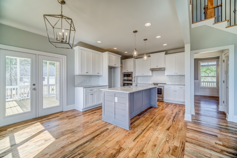 Huntington Ridge (c) House Plan Photo